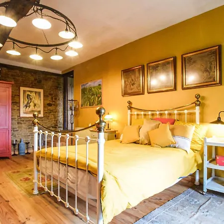 1 Bedroom Beautiful Home In Les Loges-Marchis Hébergement de vacances *
